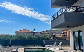 Apartments Antico